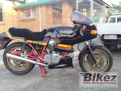 Ducati 900 store s2